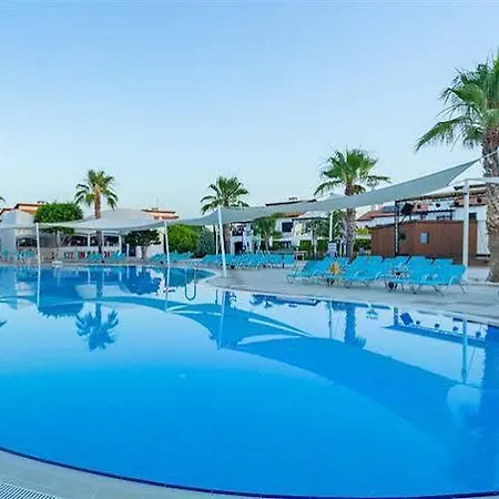 River Szálloda Belek